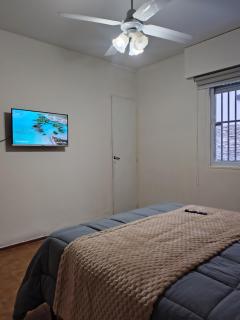 Casa para 6 - TV 50" Mundial en vivo gratis - Ingreso Autónomo - Pileta de Verano - 2