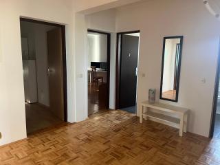 Spacious Family Apartment - 2