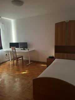 Spacious Family Apartment - 1