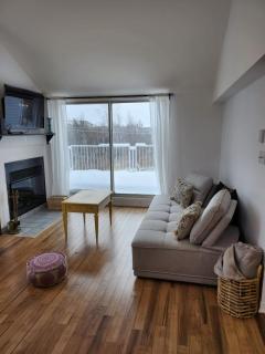 Azure & Memphremagog - 9