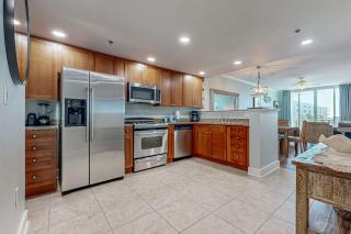 Stunning Spacious Condo At Waterscape Steps To Beach Lazy River - 5
