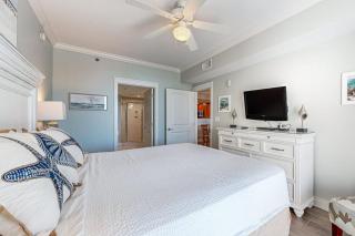 Stunning Spacious Condo At Waterscape Steps To Beach Lazy River - 3