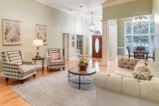 17 Private Acres! Modern Louisville Escape w/ Deck - 5