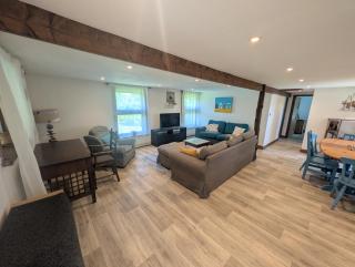 Tranquil farm stay in Cornwall, Chalet sleeps 6 - 0