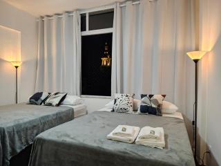 Quarto e Sala no Coração de Salvador - 0
