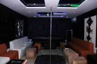 MF Supreme Hotels and suites - 8