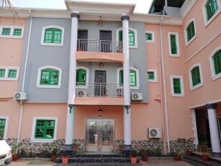 MF Supreme Hotels and suites - 0