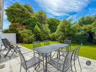 Holly Tree House - 9