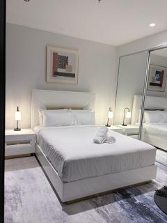 Luxuries & stylishly designed 2 BR apartment - Melbourne - 2