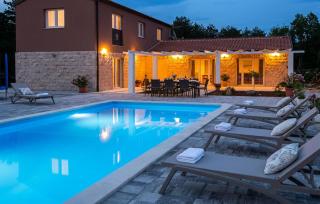 Awesome Home In Grubine - 5
