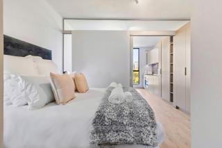 One Rosebank 262 - 9