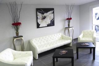 Coastal Stay with Pool in La Baule - 9