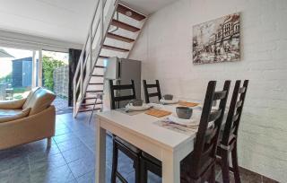 Beautiful Home In Bruinisse With Wifi - 1