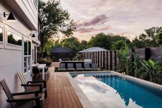 Modern Designer Home with Shared Pool - 0