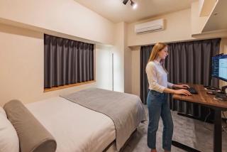 Work Friendly Room 3 min to Station Simmons Bed WiFi and Desk - 0