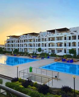 Blumar Hotel with a stunning view - 4