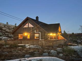 7 person holiday home in Kvenvær - 0