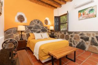 Casona Colonial Céntrica Familias Parejas Asador Juegos Guía Turística - 4