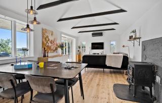 Awesome Home In Munkebo With House Sea View - 6