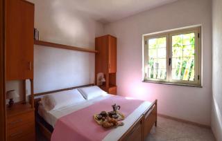 1 Bedroom Amazing Apartment In Ricadi - 4