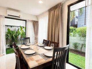 3bdr Lakeview Townhouse with Jacuzzi in Laguna #86 - 1