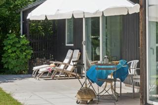 Lovely Holiday Base Near Beach And Attractions - 8