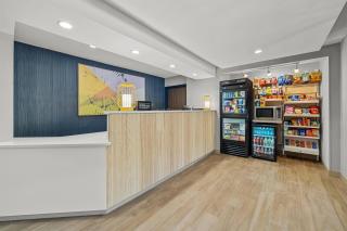Spark by Hilton Milford Boston - 5