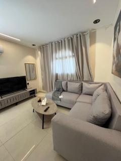 AURELLA Studio - 7