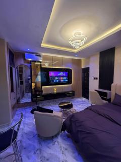 Cmeon Luxury Studio - 5