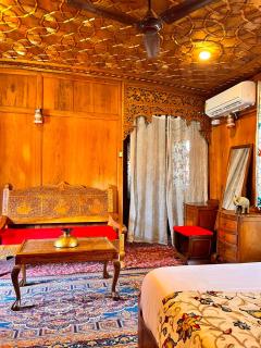 Jacqueline houseboat - 4
