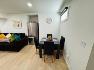 Luxury Loft 2 Bdrm near major city attractions - 9