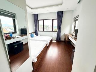 Saffron Boutique Hotel - 2