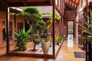 Atmos Coquitos, Kerala themed manduva courtyard - 2