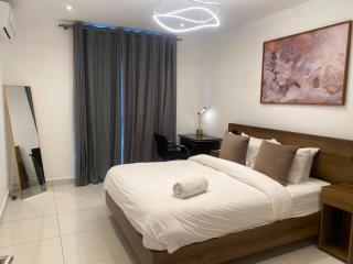 Loxwood House One Bedroom By Haven Abode Properties GH - 5