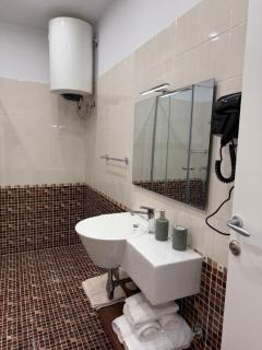 Glory's Apartments Sarande - 4