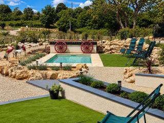 La Maison de la Ferme- piscine privée et jardin - 3