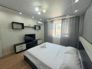 Central Park Apartment - 7