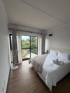 The Sandton Suite - 9