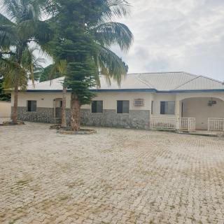 St Charles Consults Serviced Apartments - 4