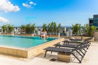 BlueMall Luxury Suites by Homeclub - 9