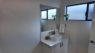 Summit Haven - Cozy Home in Wellard near Train & Rockingham Beach - 4