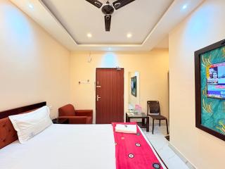 Hotel BJ Puri - Near Sea Beach - Free Wi-fi - Restaurant - AC Rooms - Parking Facilities - 3