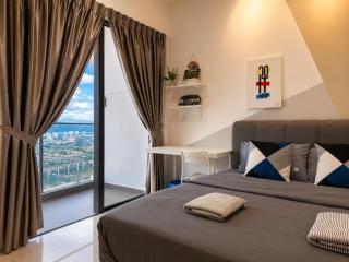 4BR KLCC View MRT 2min Free Parking Big Unit - 2