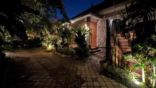 Mandox Bali Homestay - 5