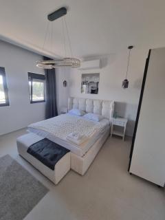 SeaWorld Apartments - 1