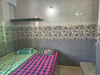 C Gowri Lodge - 4