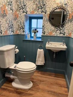 Quaint self contained cottage near Edinburgh. - 3