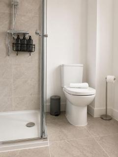 LONG STAY, Swindon, 3 Bed, Parking, Fast WiFi, Contractors - 5