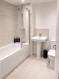 LONG STAY, Swindon, 3 Bed, Parking, Fast WiFi, Contractors - 7