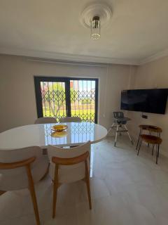 Pearl Mansion-1 Modern 3BR Garden House Near Beaches in Cunda - 2